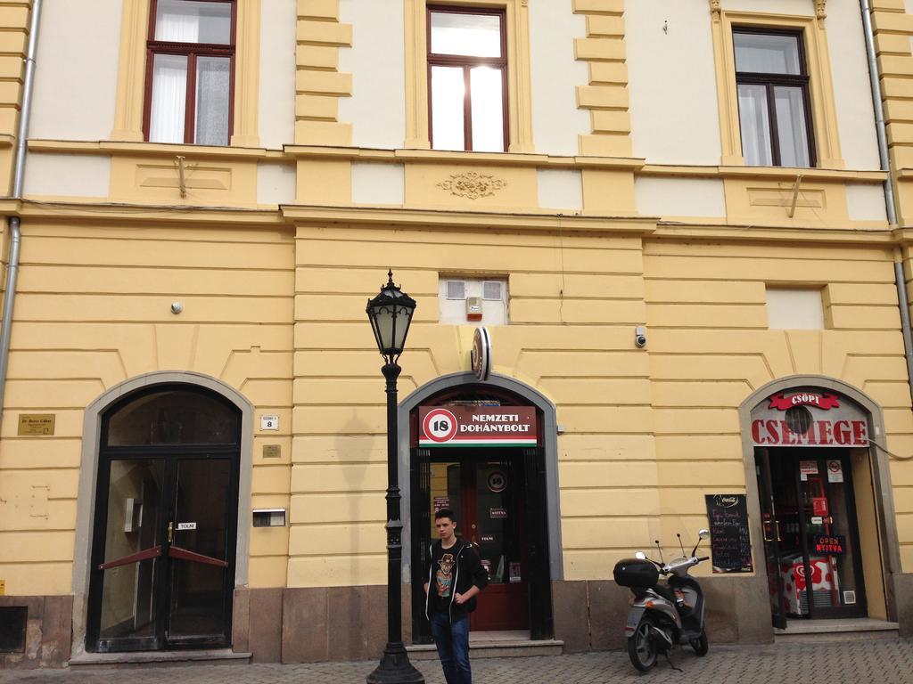 Szechenyi Apartman Эгер Экстерьер фото